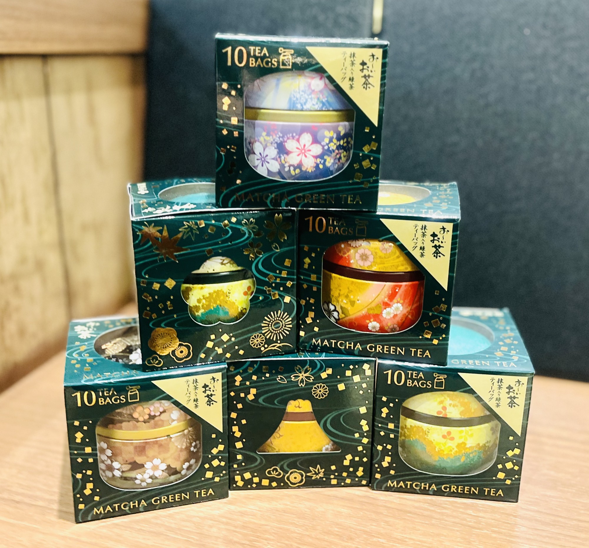 【国産牛一口カツとモッツァレラチーズのオムライス(オニオンスープ付き)】¥2500(税込)