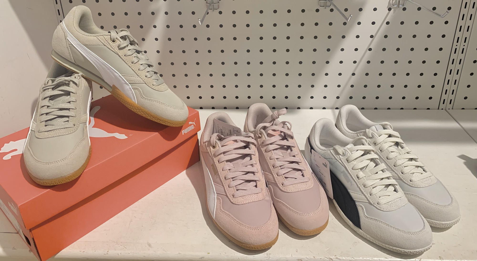 【ROPE' PICNIC限定カラーが登場】PUMAのベラドンナ ナイロンスニーカー