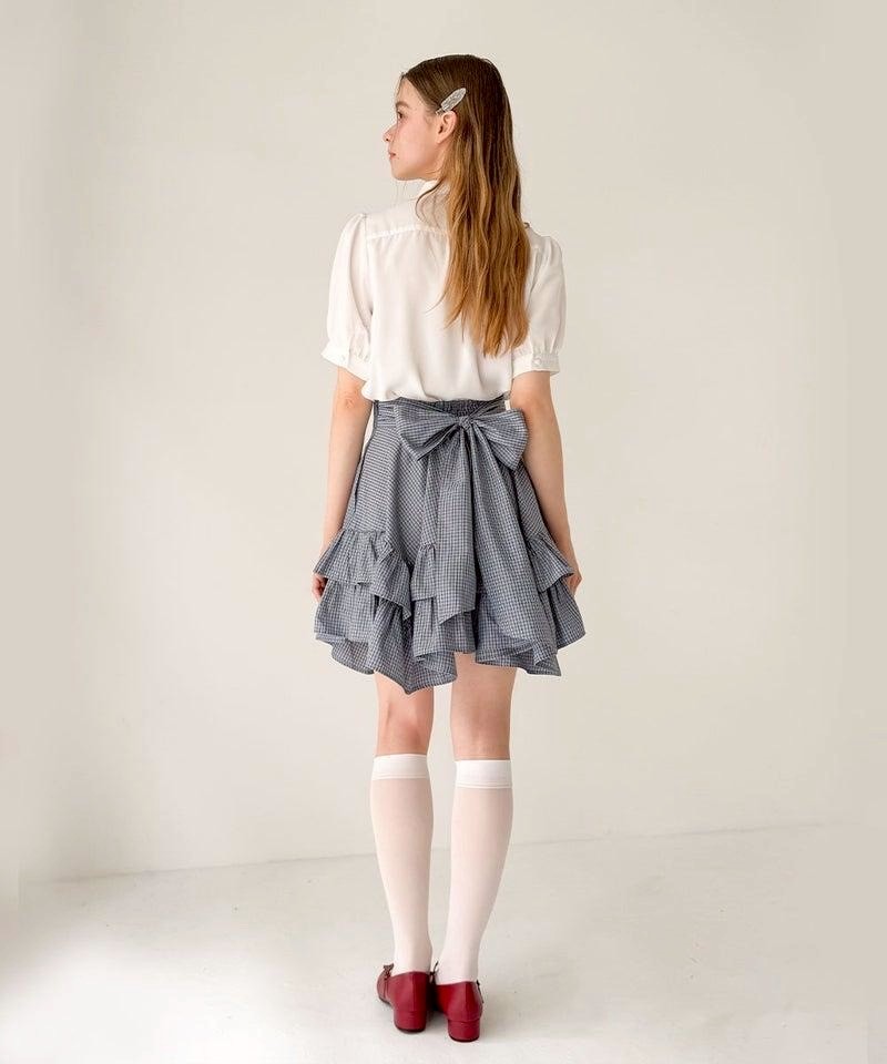 裾のボリュームフリルがガーリーかつトレンドライクな印象のチェックミニスカート♡
