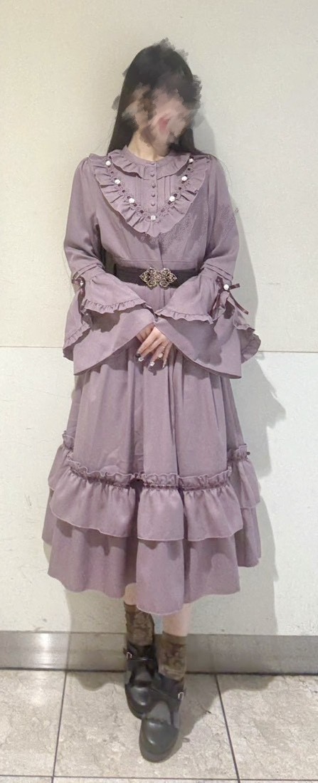 フェミニン要素盛りだくさんなワンピース♡