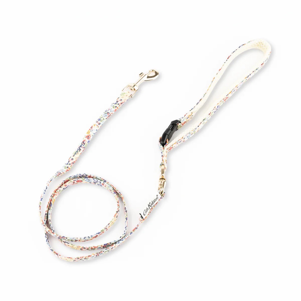 愛犬の可愛さを演出する高機能な散歩グッズ🦮