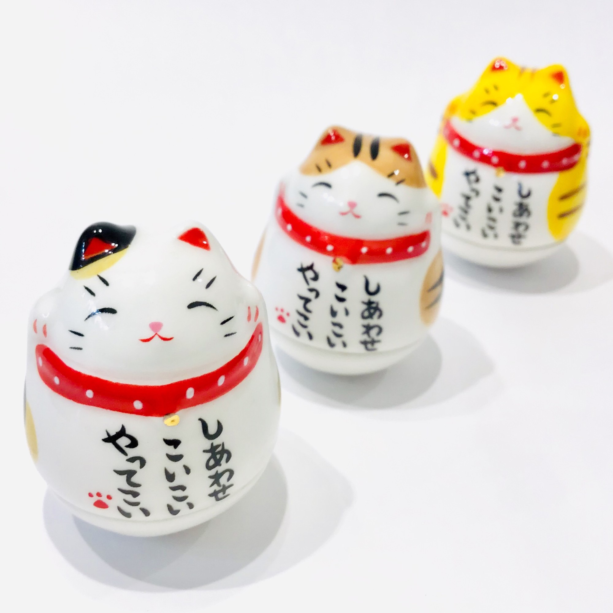 おきあがり招き猫