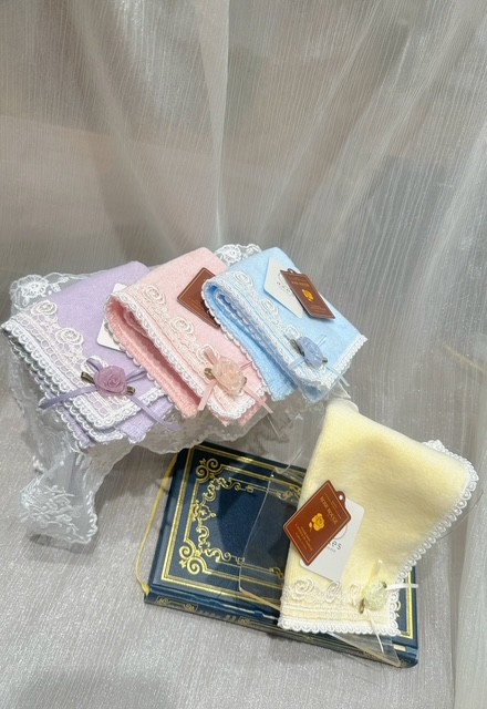 さりげない可愛さを持ち運べるハンカチ