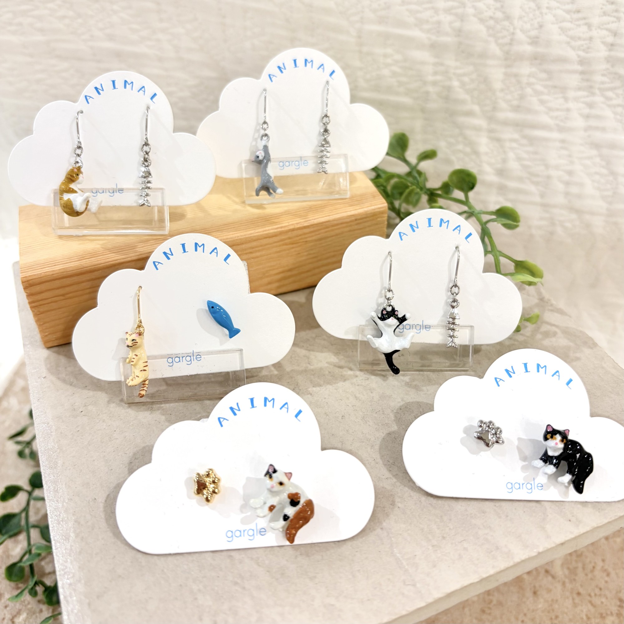人気✨🌵🐇アニマルピアス🐈🐾