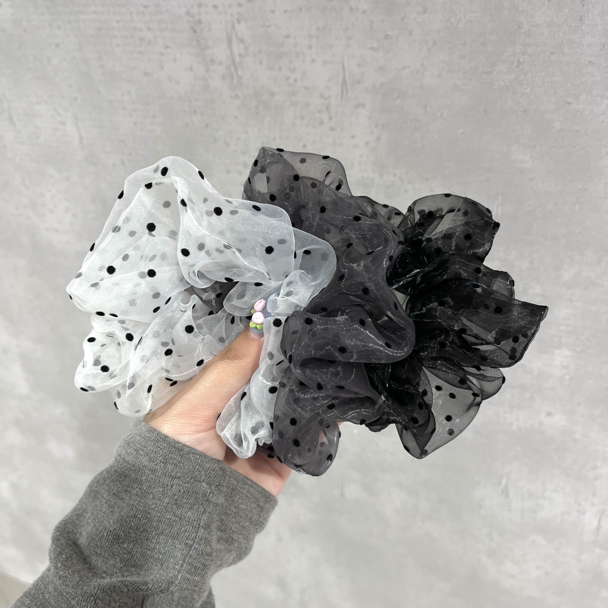 再入荷シュシュ