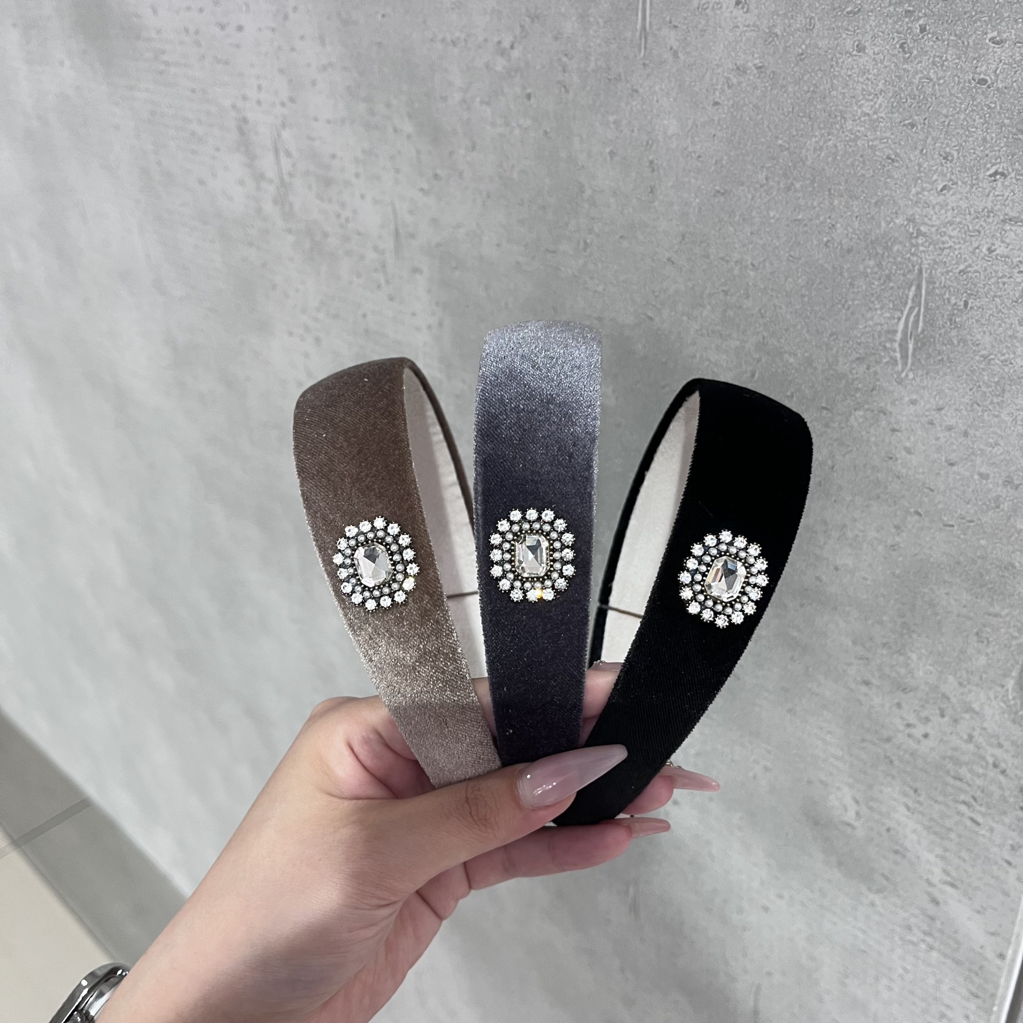 再入荷カチューシャ