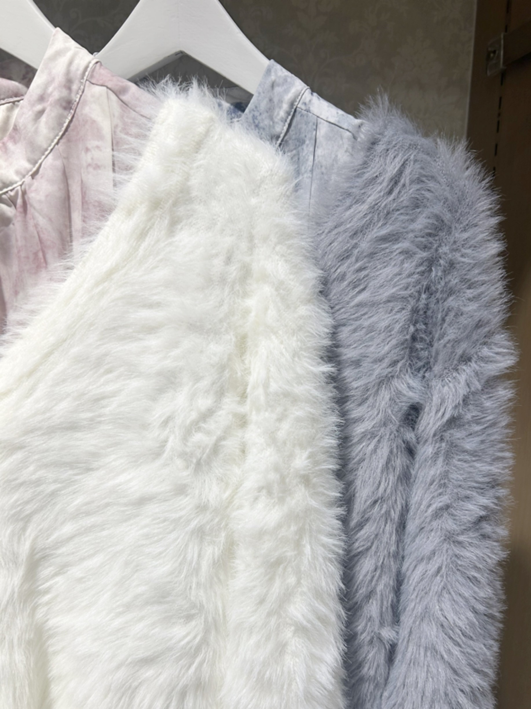 ホリデーシーズンにおすすめ💠 ロマンティック感漂うカーデセットワンピース🎀