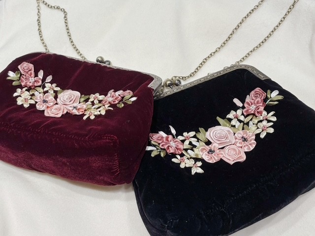 〘ちょっとしたお出かけにピッタリ〙ポシェット