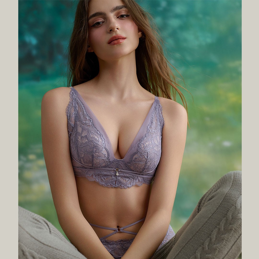 PEACH JOHN大人気ノンワイヤーブラよりSALON by PEACH JOHNの新作発売♡