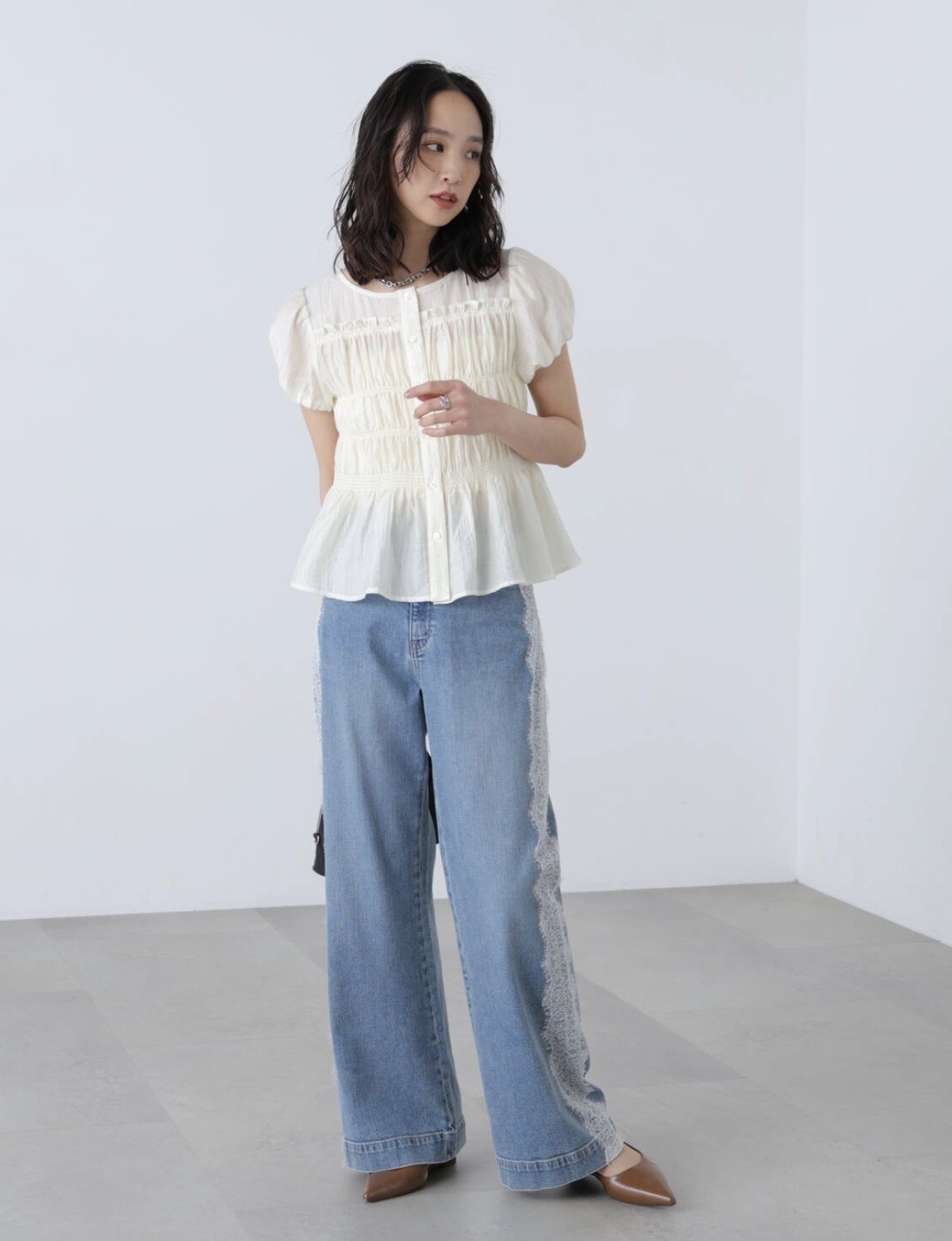 人気デニムにレースデザイン登場⭐️