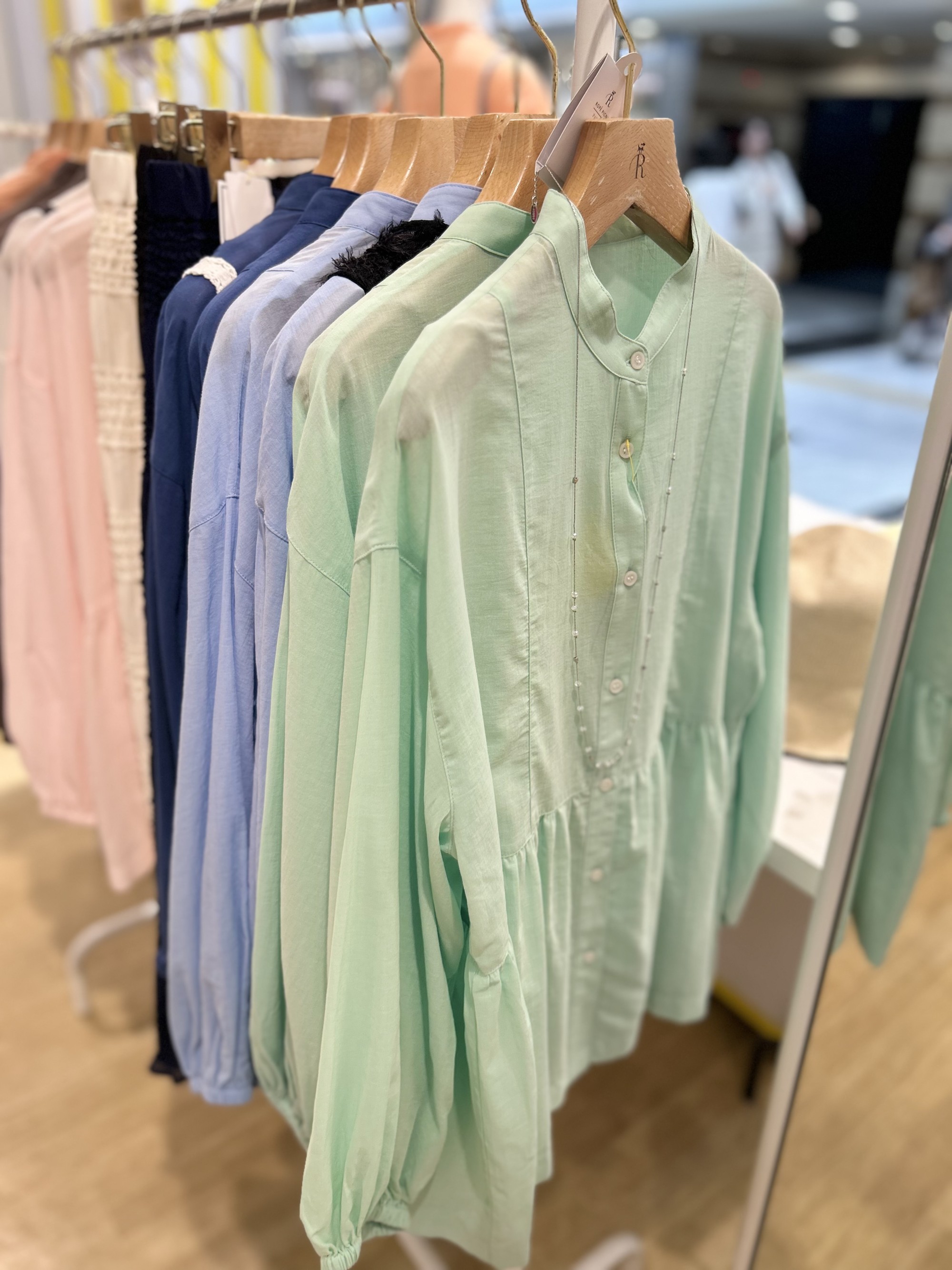 【新色入荷‼️】綿100%のお気軽シャツ