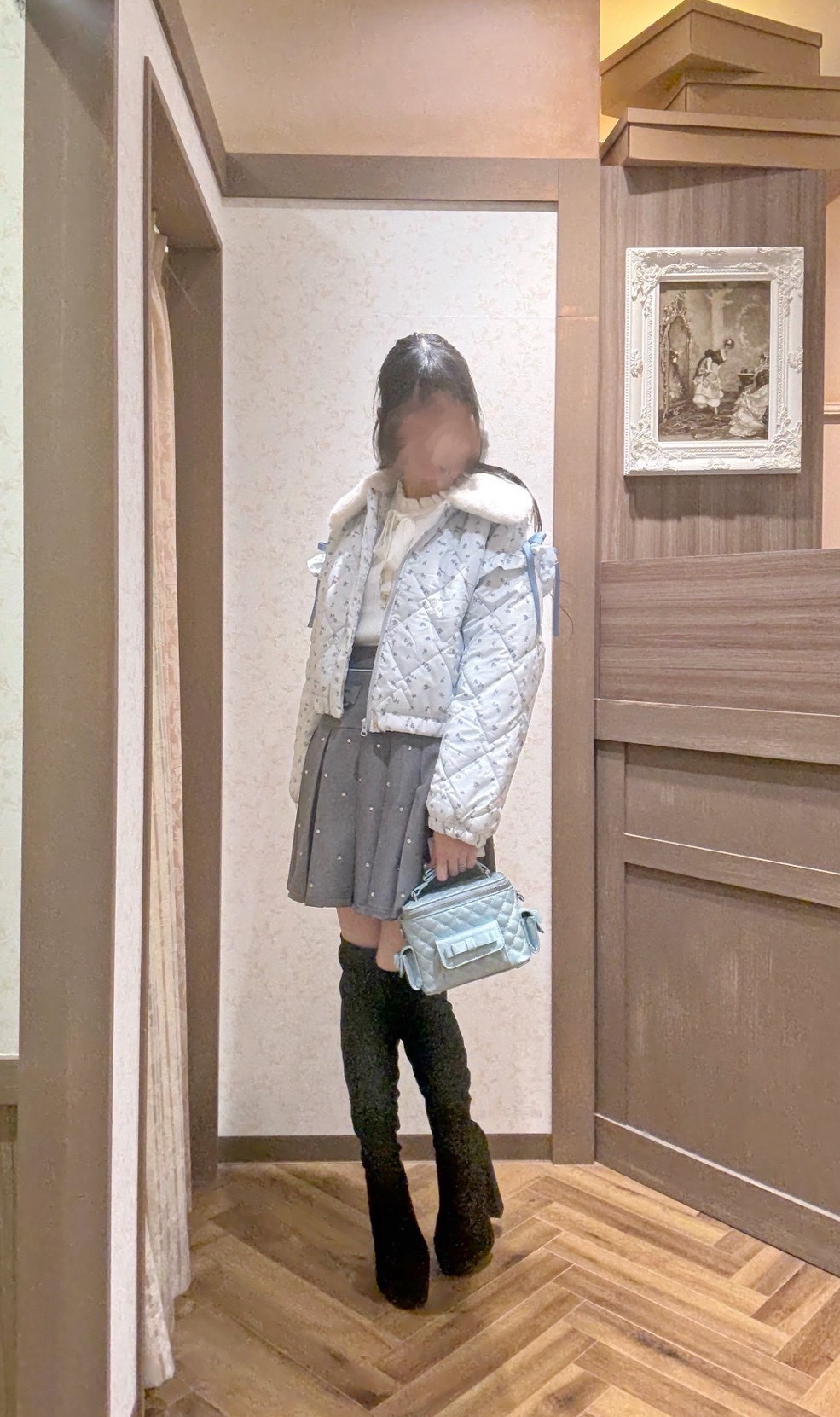 さわやかブルーのフェミカジコーデ