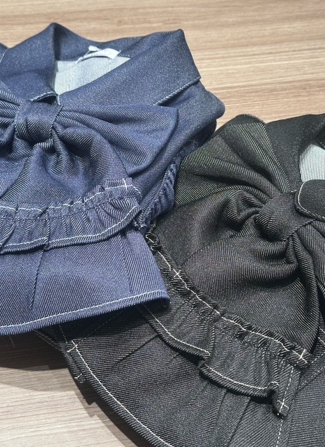 大きめリボンが目を引くデニムジャケット