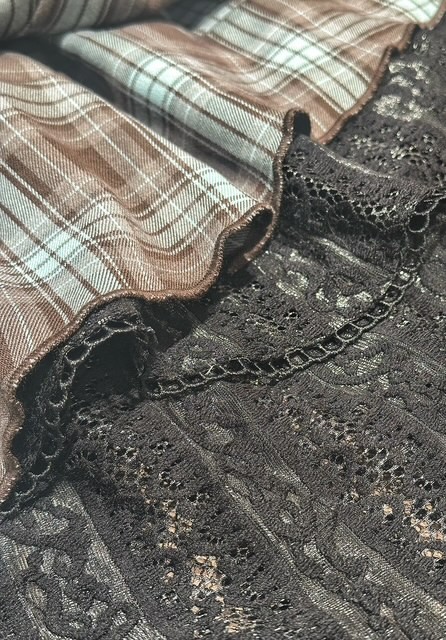 〘華やかなアシメデザイン〙アシメフリルスカート