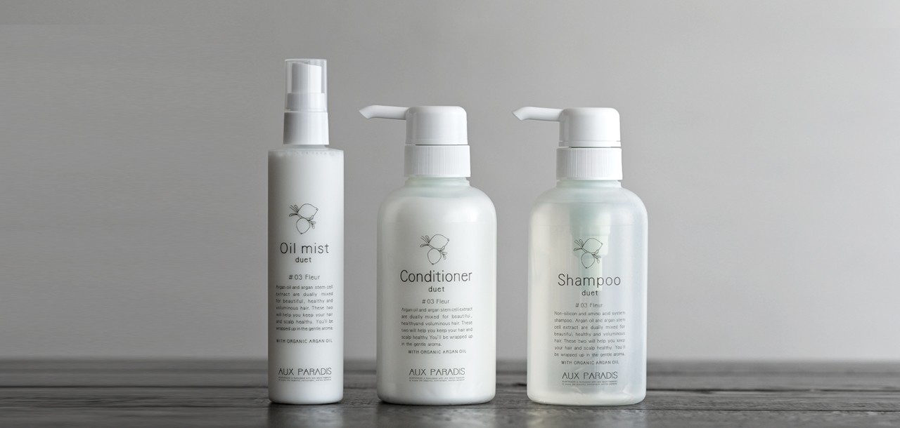 指通りの良いサラサラヘアを叶えるヘアケアシリーズ