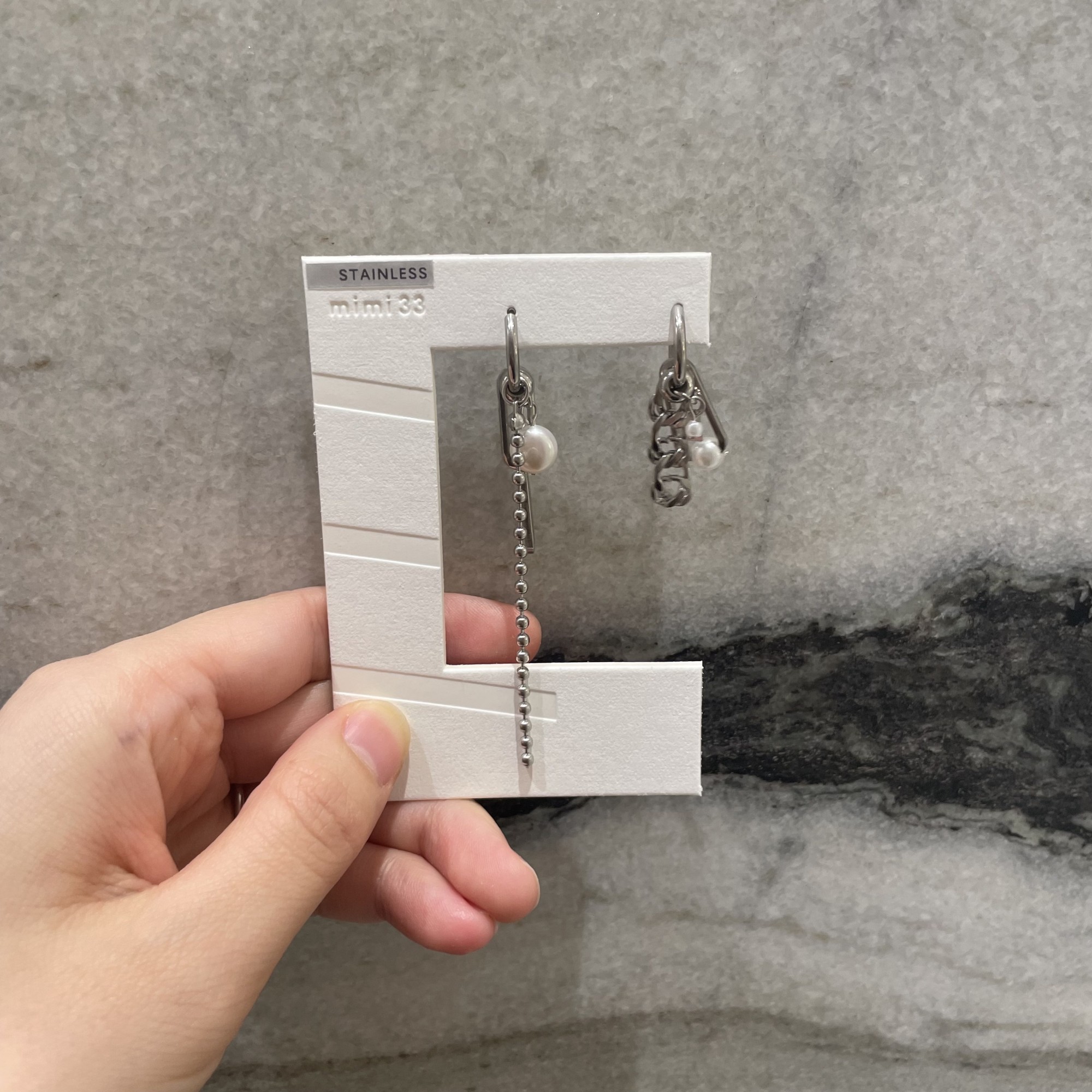 【🎄個性的🎄パールピアス🌟】