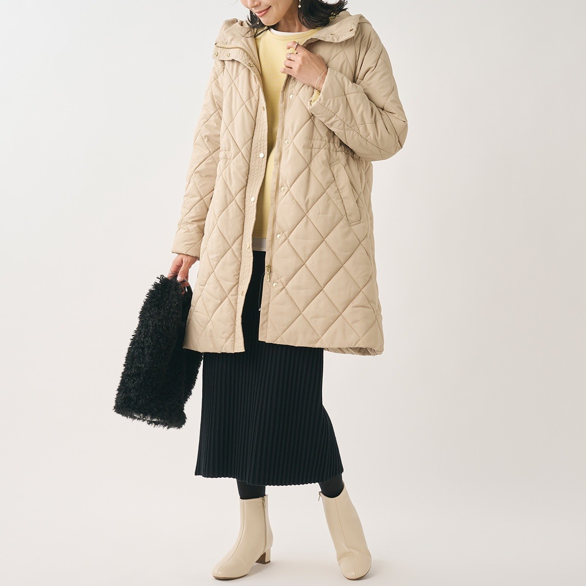 軽くてあったかい！ 撥水・防汚のすごナノ新作アウター