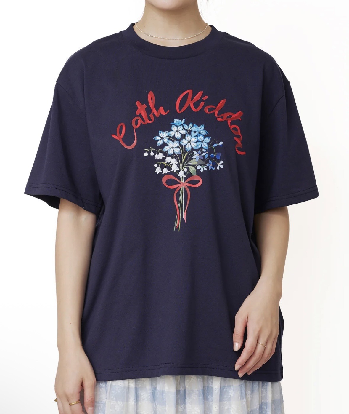 人気のFlower Bunch柄Tシャツ💐