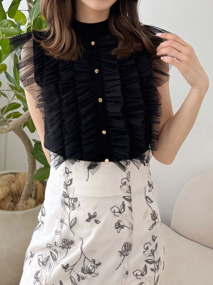 SNSで人気のトップスが再入荷してます！
