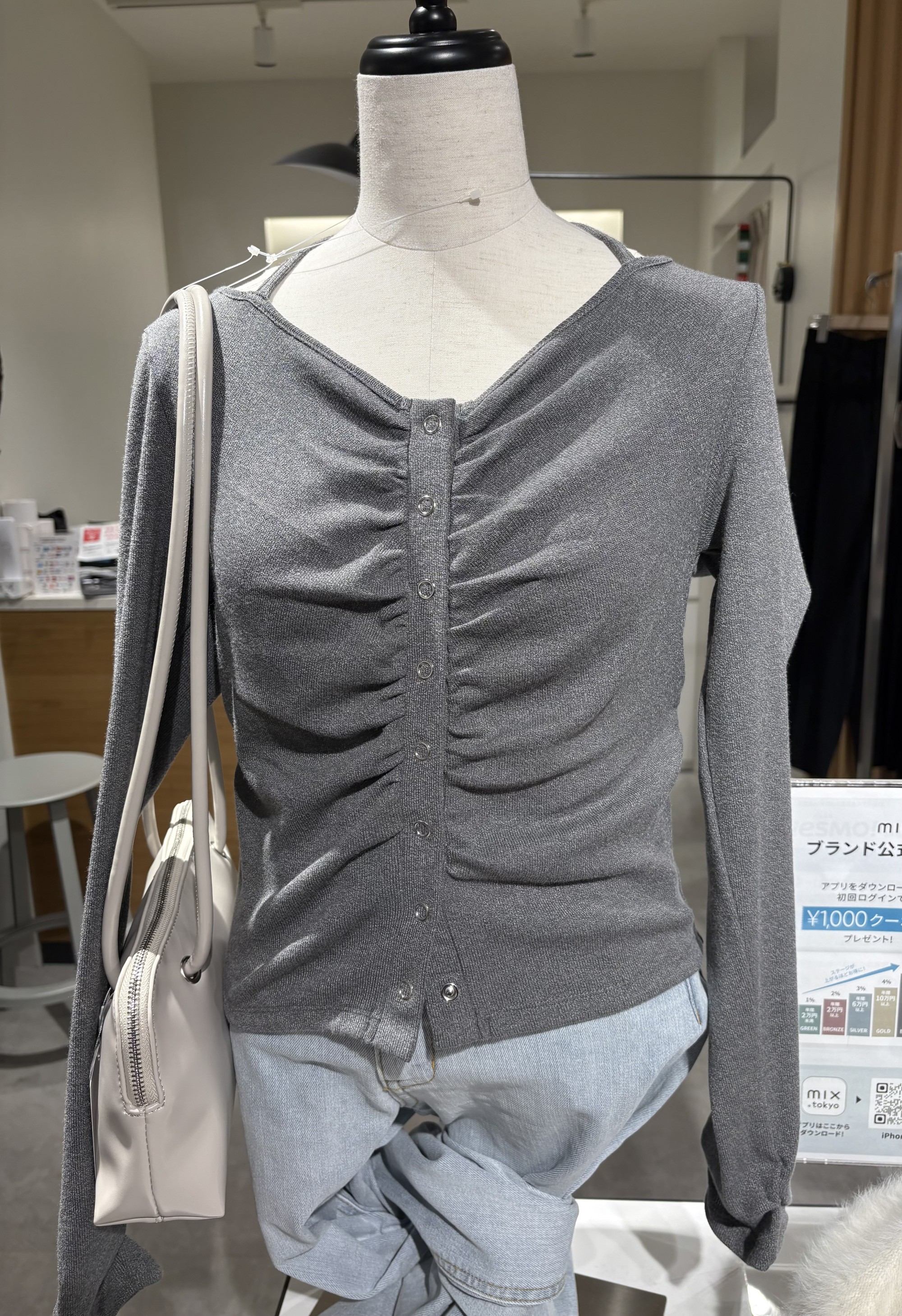 新作カットソーのご紹介