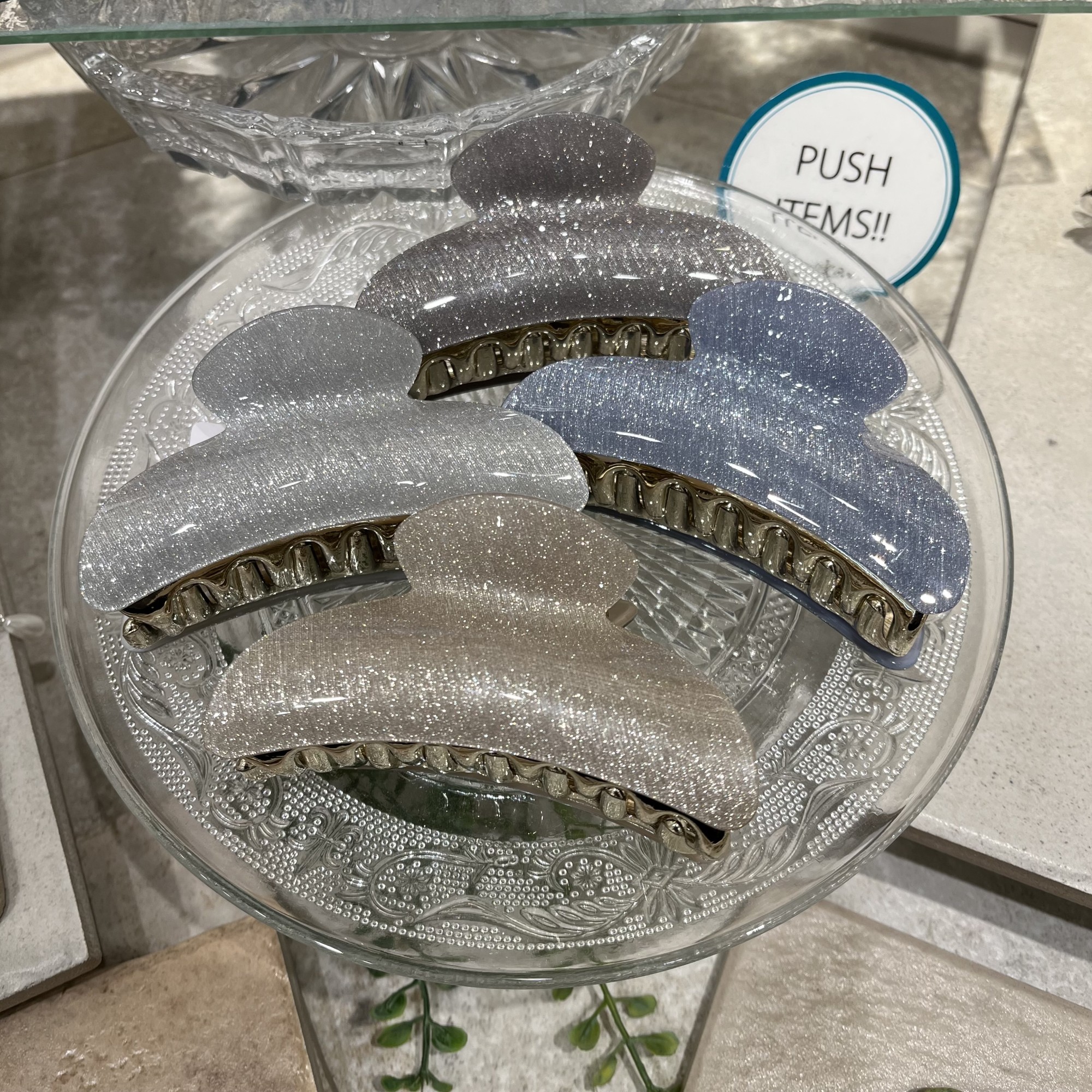 【New】Shiny vans🍀✨