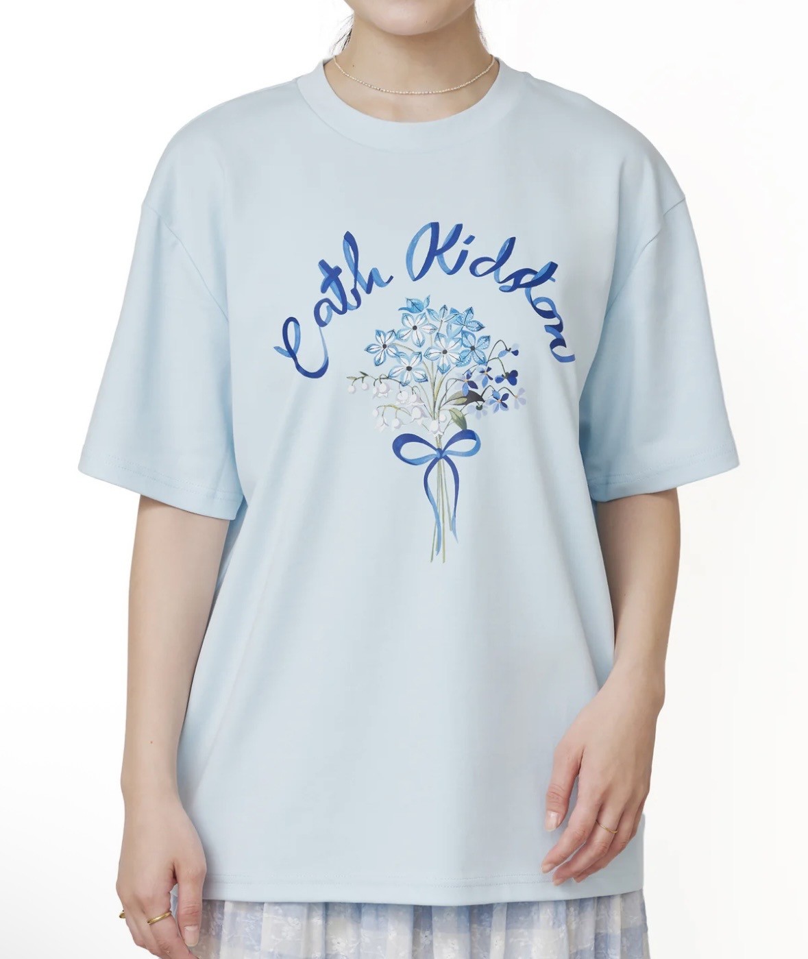 人気のFlower Bunch柄Tシャツ💐