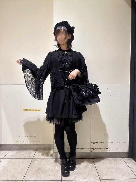 ハロウィン先取り黒猫コーデ