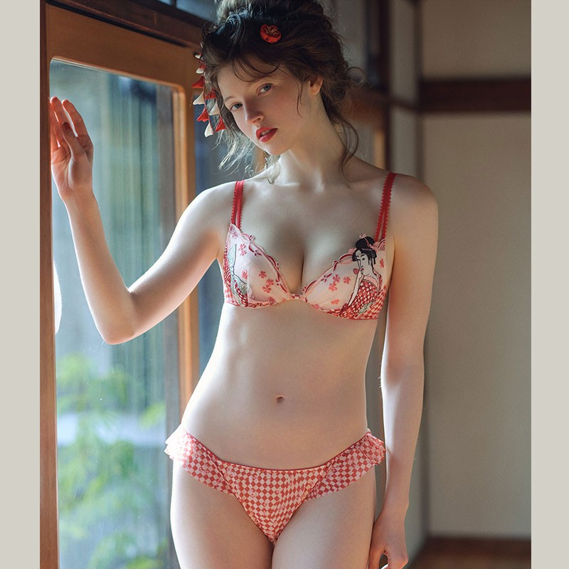 世界の巨匠が生み出したアートを華やかに表現♡巨匠のブラより新作発売