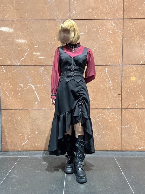 《辛口なのに上品》個性を引きたてる魅せシルエットコーデ