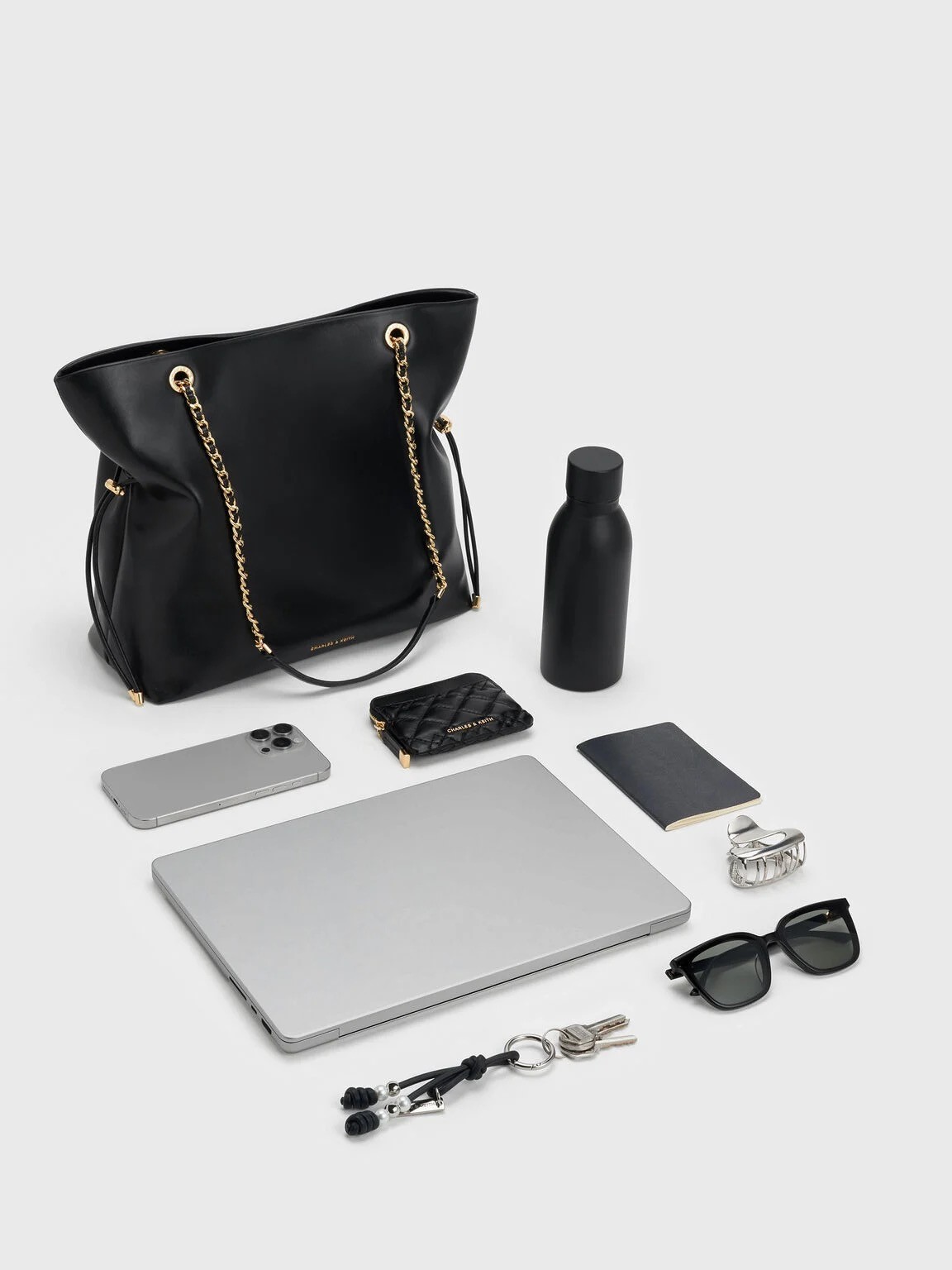 大人気のバッグが入荷しました!