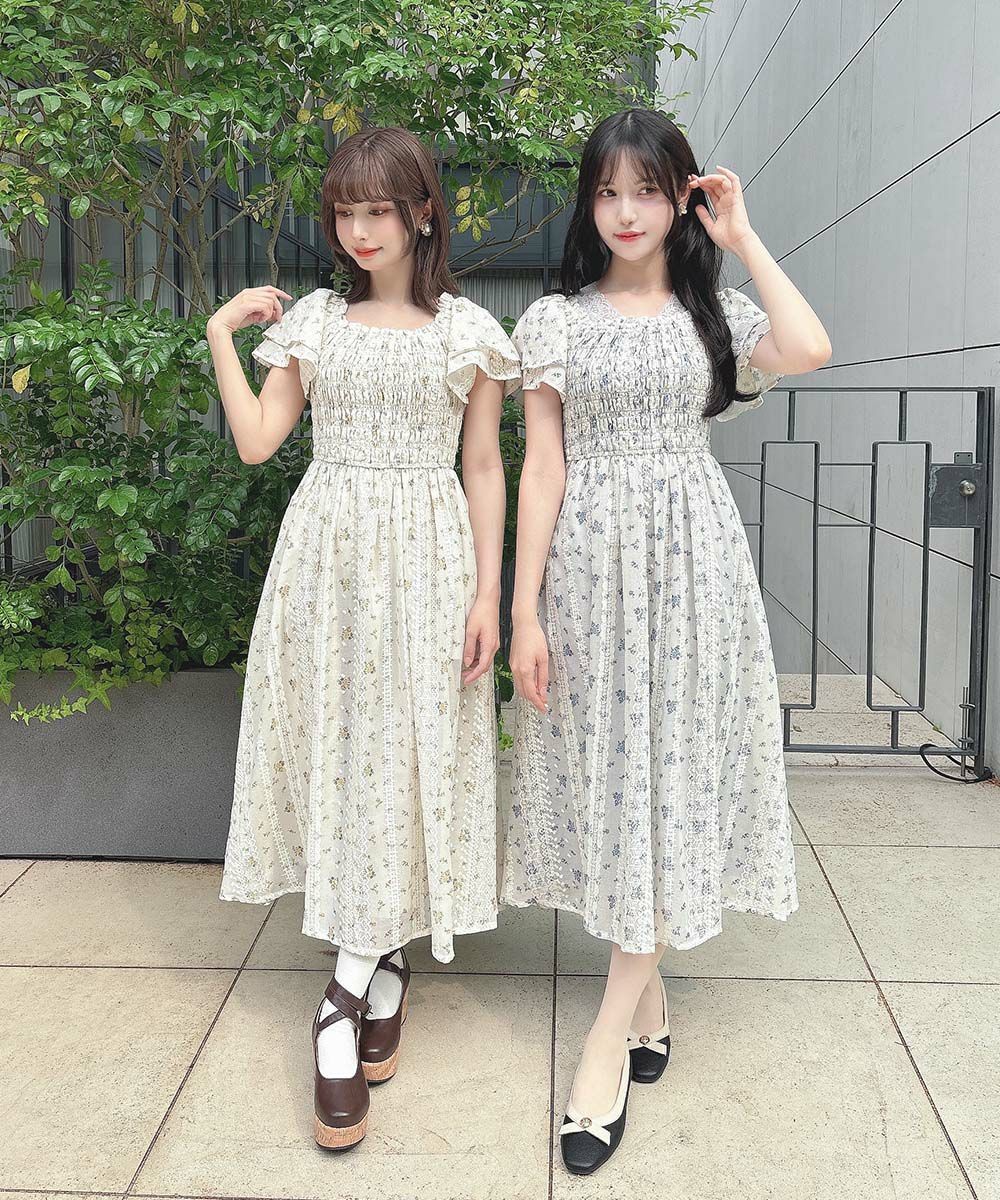 ナチュラルガーリーな小花柄がトレンドライクな印象漂うワンピース🌻