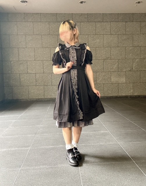 フリルがかわいい新作ワンピース