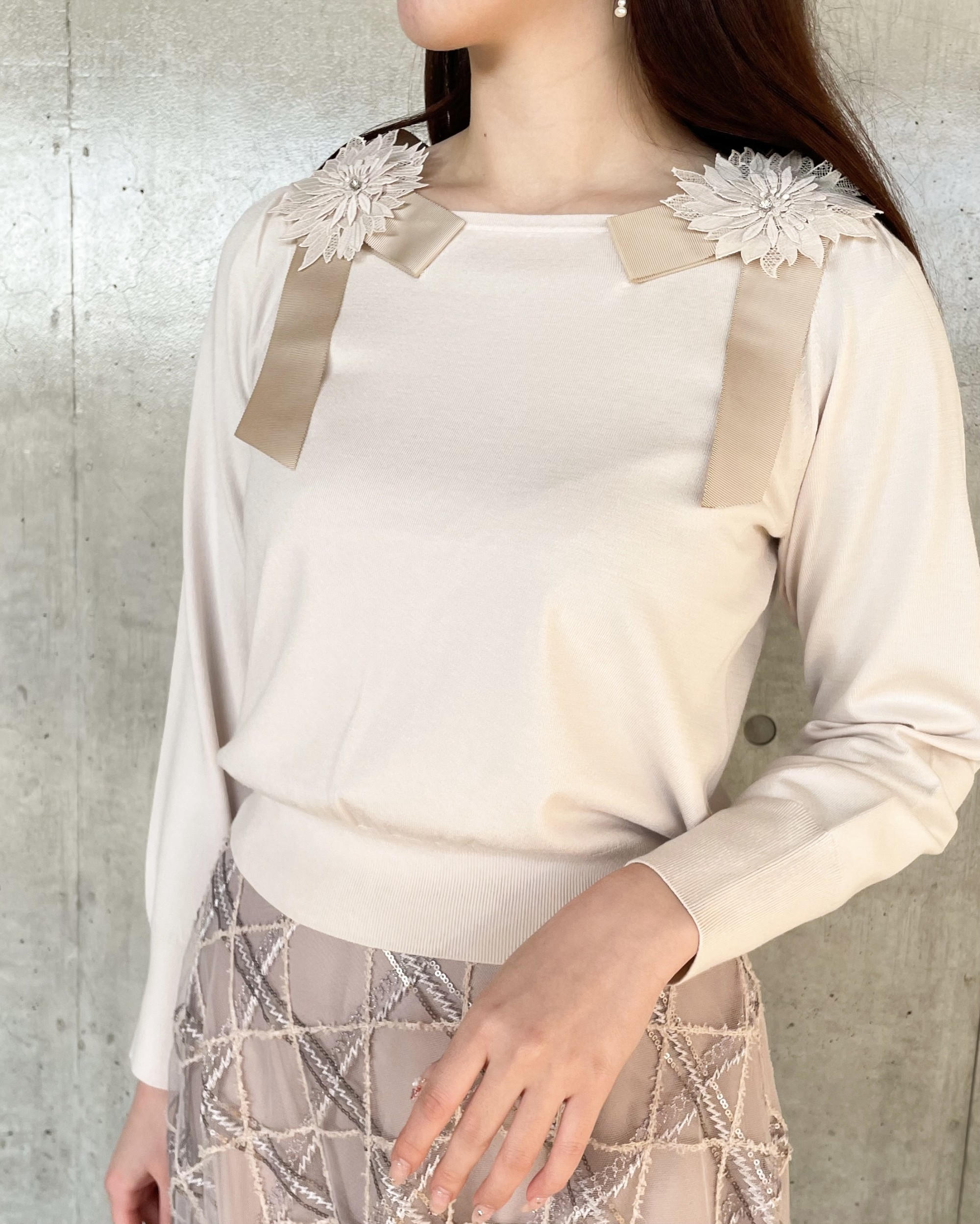 華やか可愛い大人のお出かけコーデ