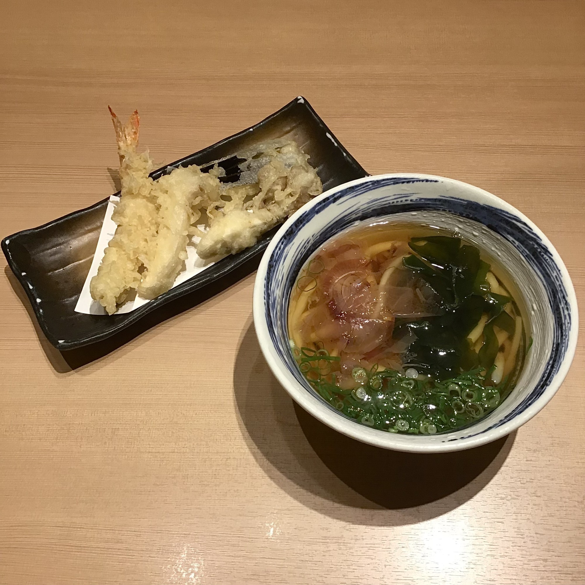 季節の天ぷらうどん【秋】🍂