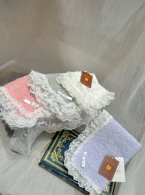 さりげない可愛さを持ち運べるハンカチ