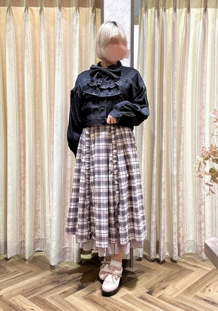 さりげなく可愛い春のカジュアルカジュアルコーデ