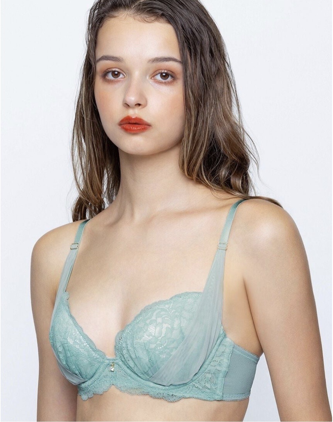 -整える機能のブラ-新色入荷♡