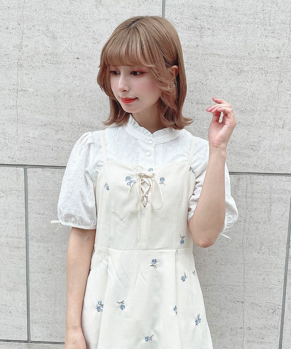 小花刺繍がガーリーなキャミワンピース🌼
