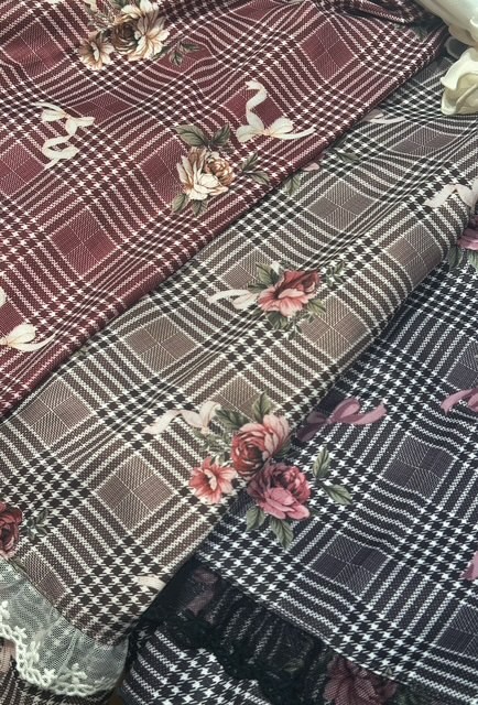 〘ローズ柄で特別な日にも〙ホリデーワンピース