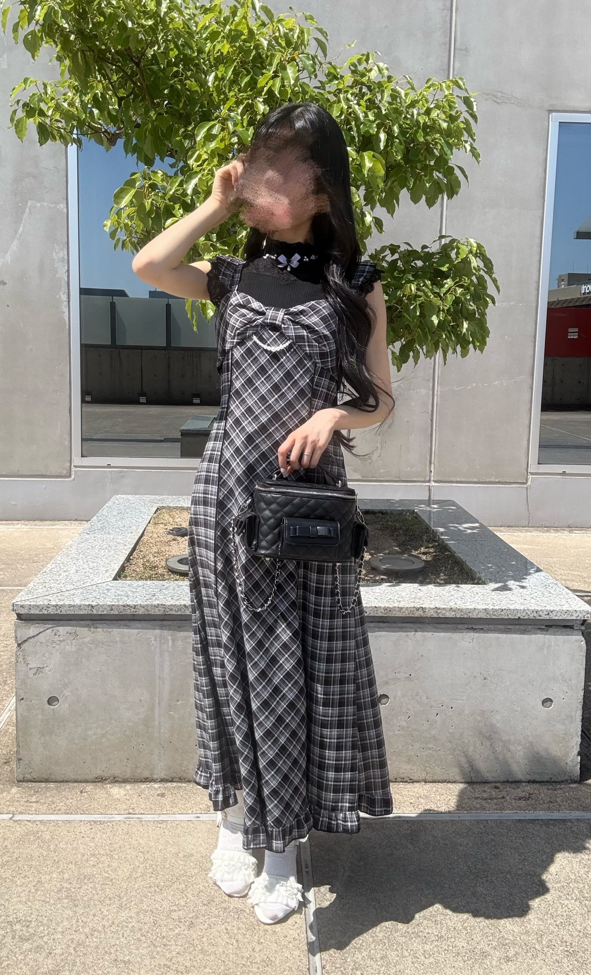 シルエットが美しいキャミワンピースでキレイめガーリーコーデ♡