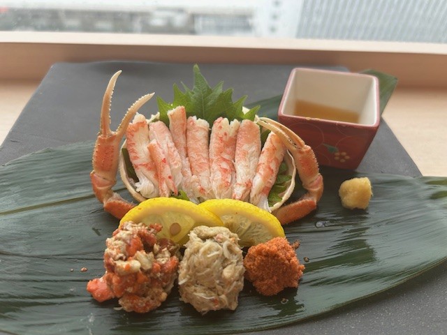 期間限定！香箱かに！！