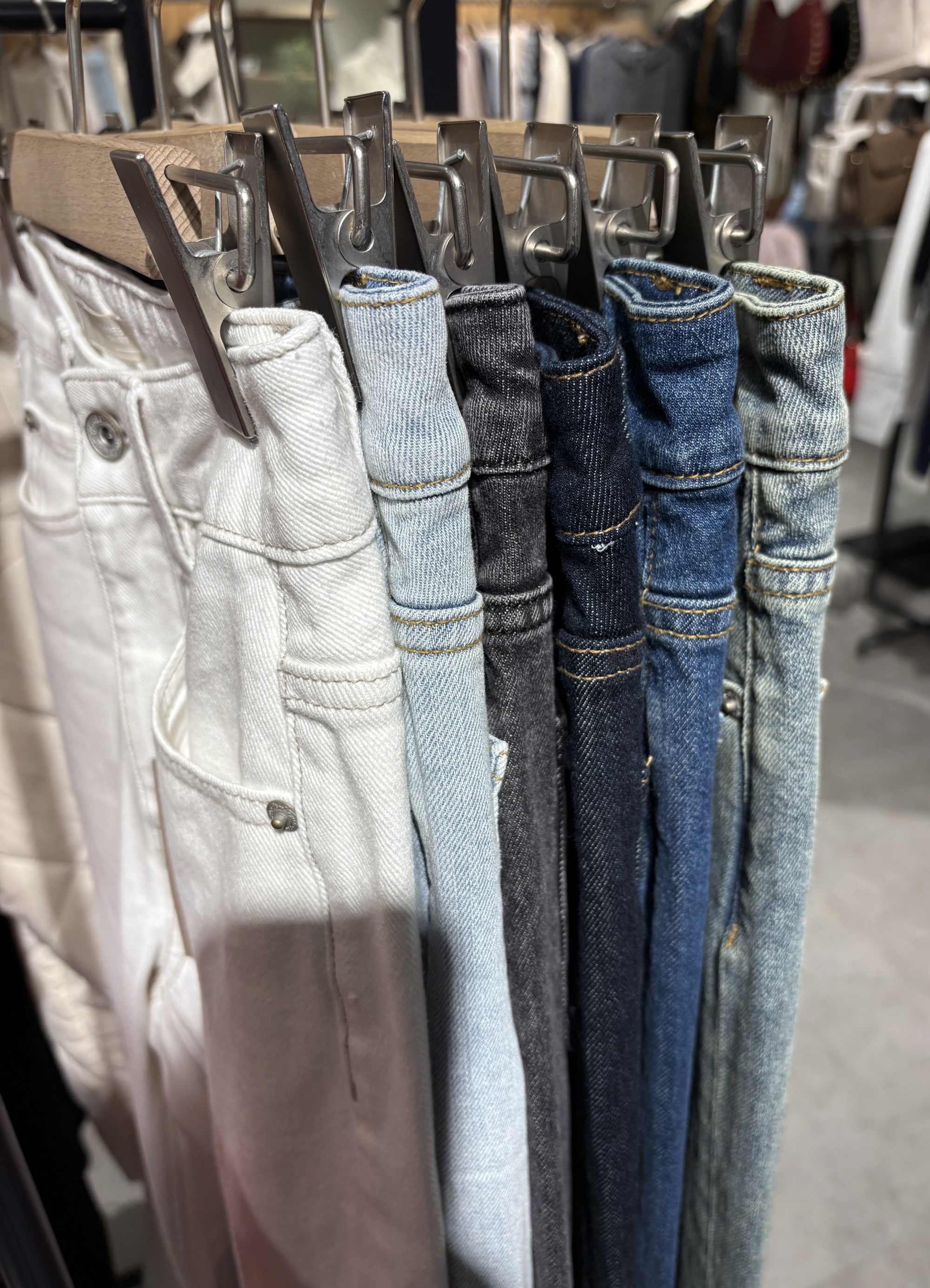 大人気ベーシックワイドデニム☆