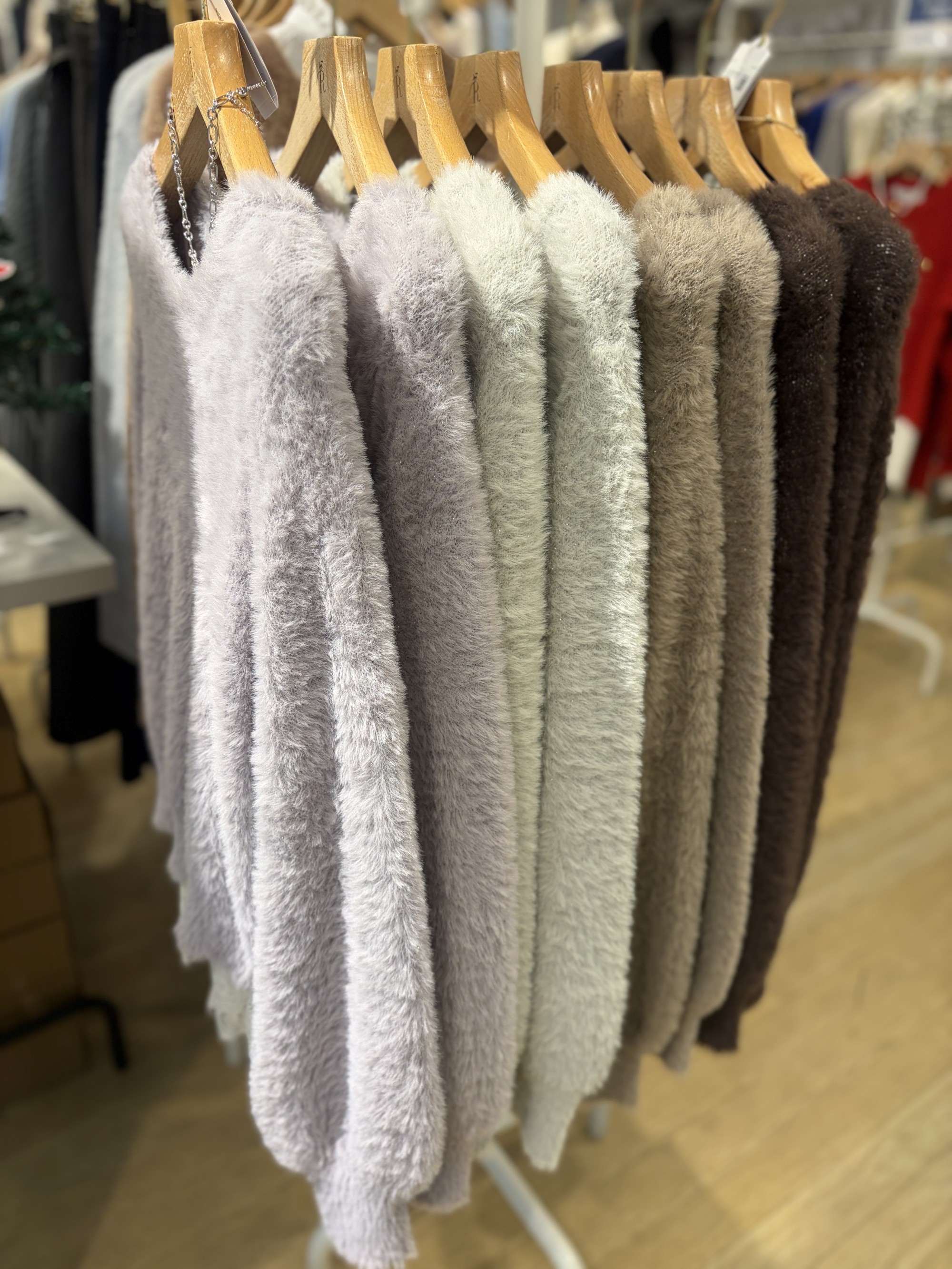 【ふわっと可愛く…】ショートニット