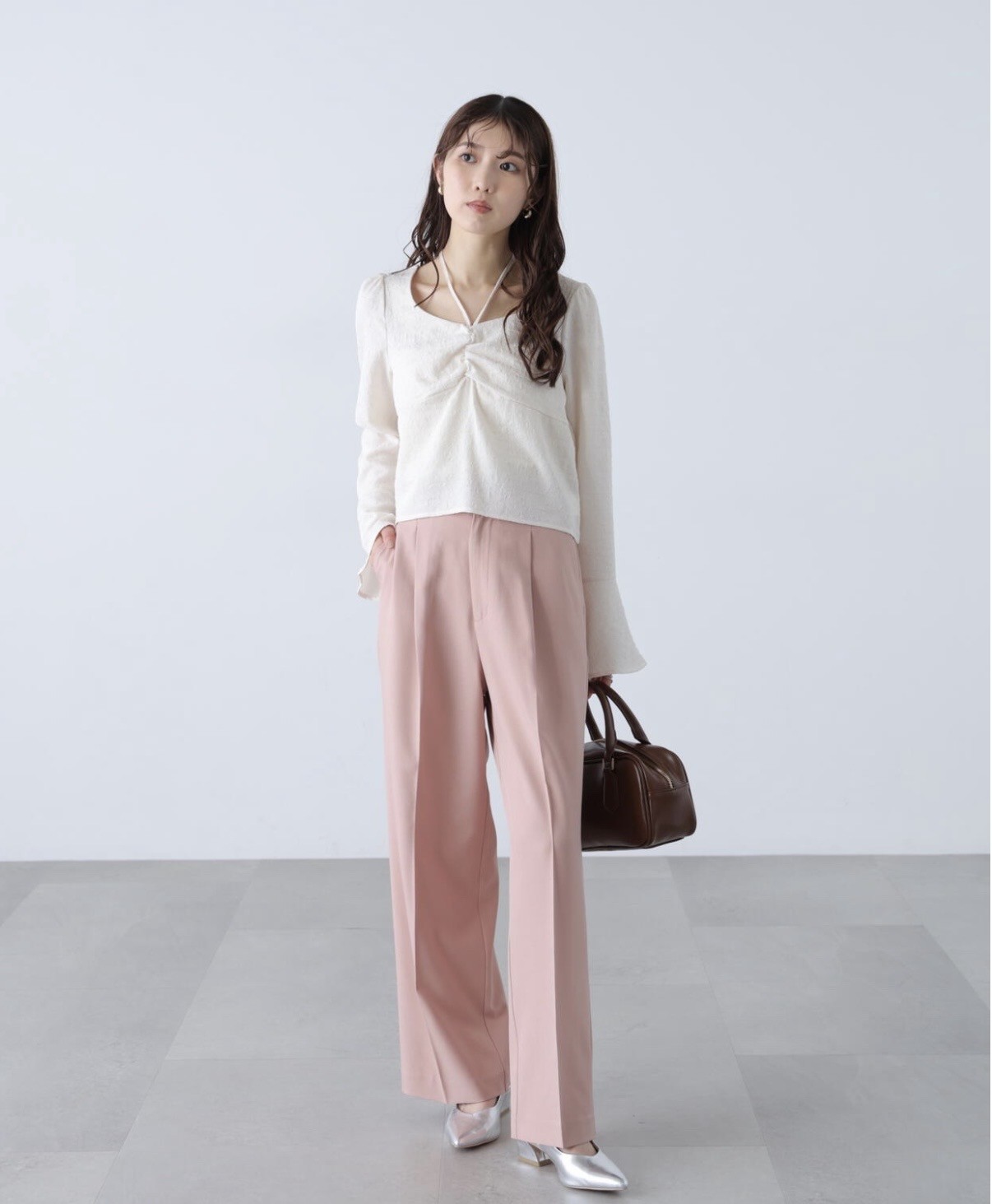 美シルエット✨人気スラックス✨