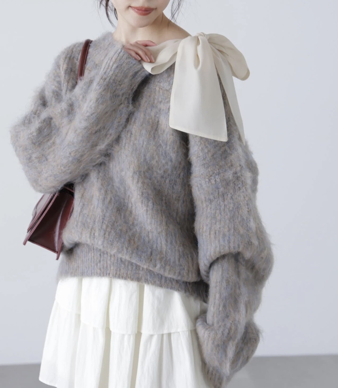 ホリデーシーズンにぴったりのニットをご紹介☆