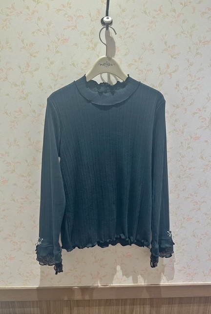 〘万能アイテムに新色登場！〙メロープルオーバー