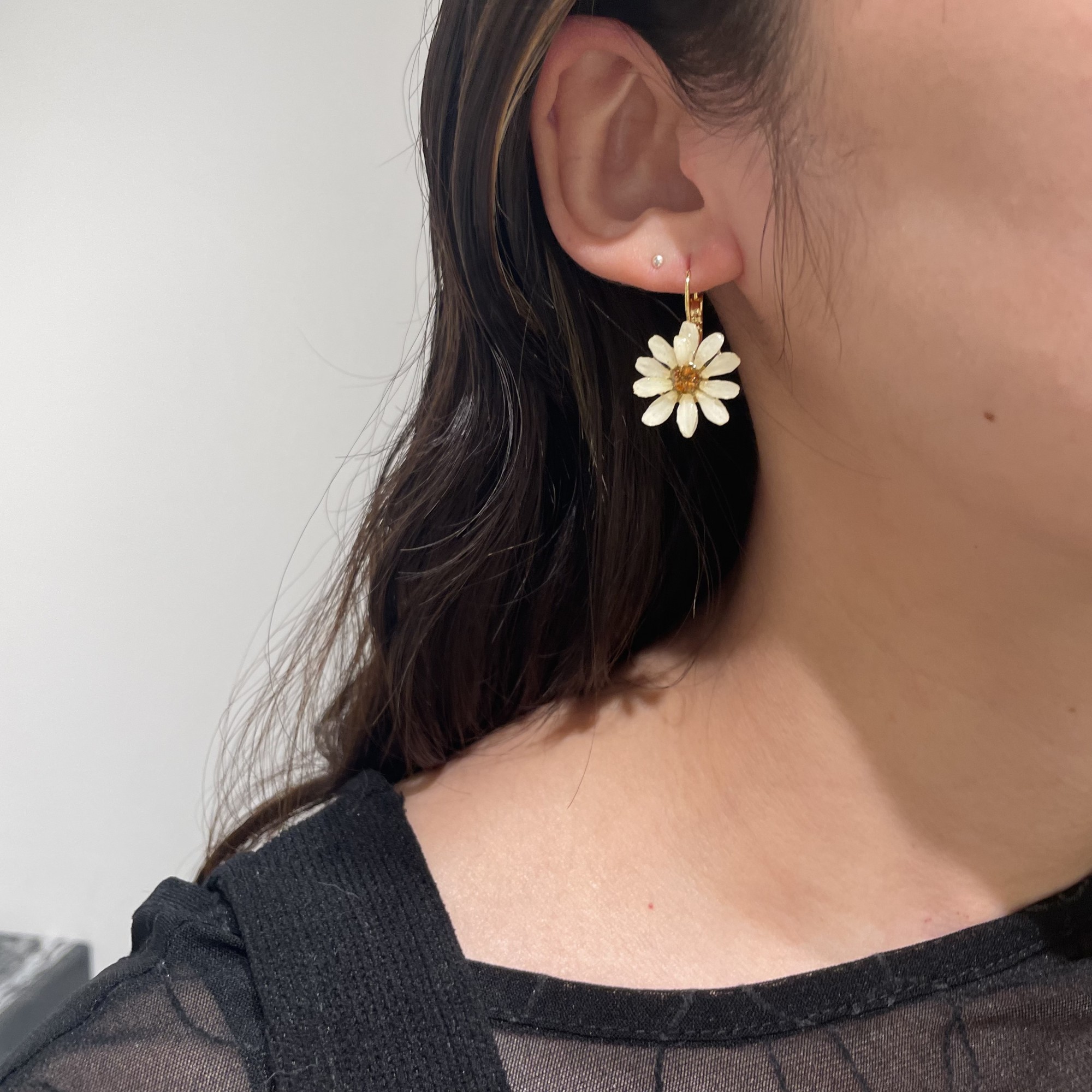 🌻夏にオススメ🌻お花ピアス🌼