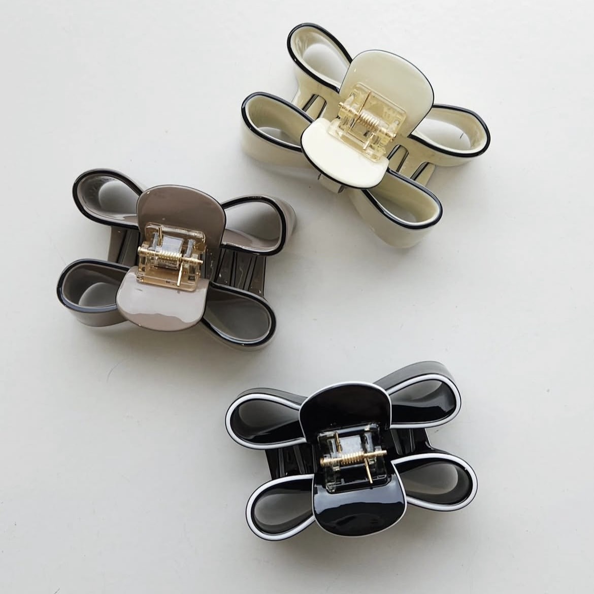 再入荷ヘアクリップ