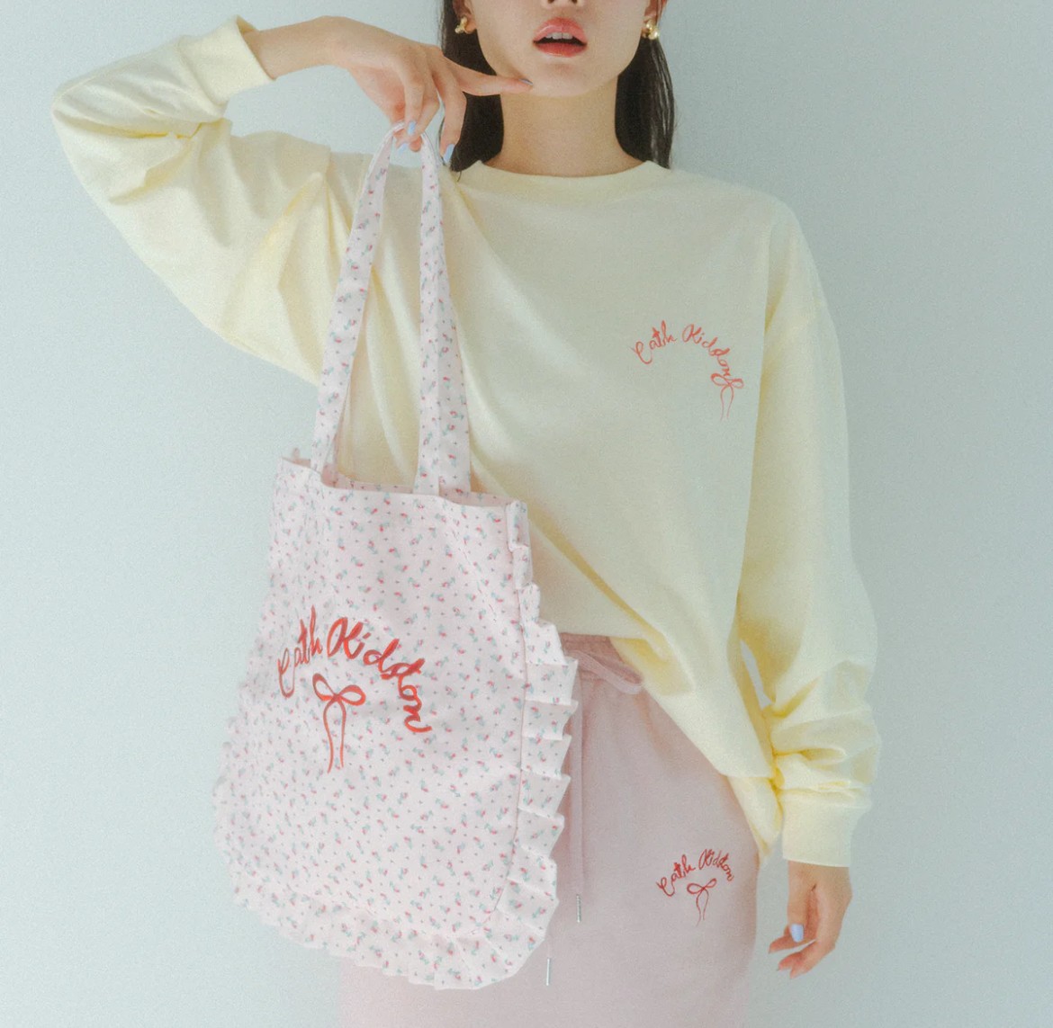 【人気・再販】フリルトートバッグ🎀