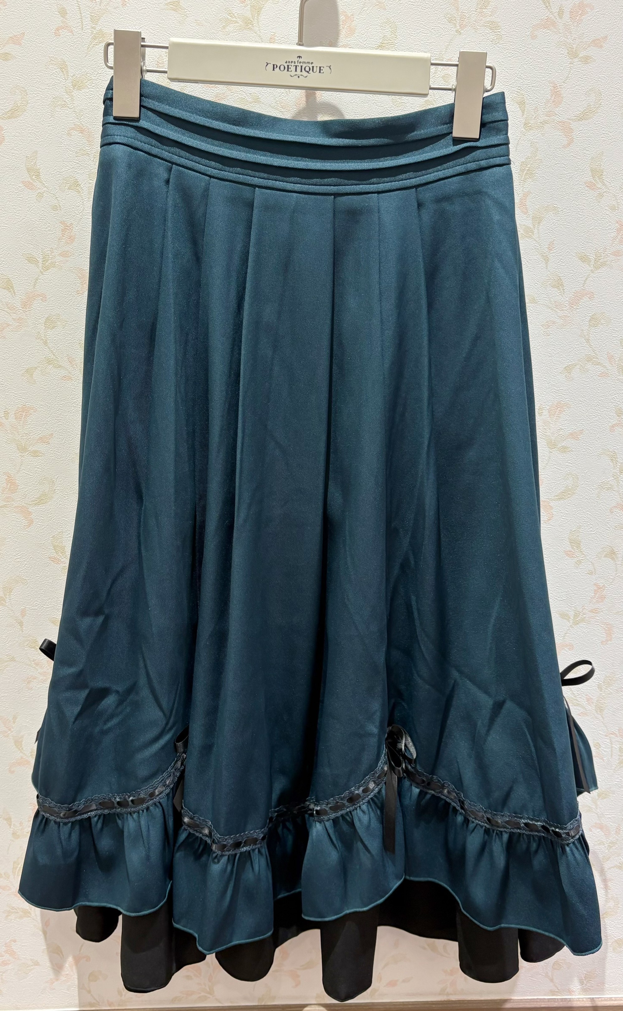 〘360度どこから見てもカワイイ！〙リボン配色スカート